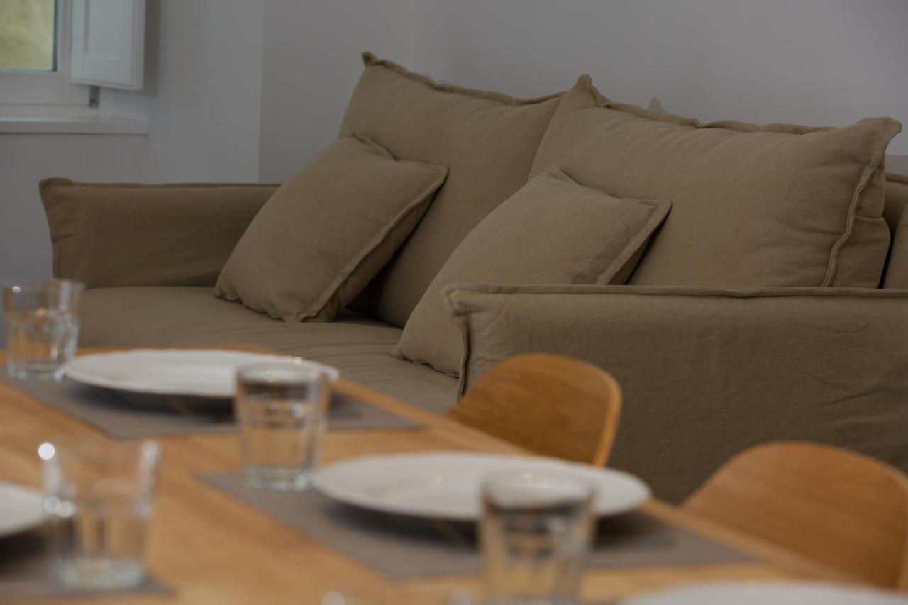 Suite 101 - 2 Bedroom Suite At Amando Perez Suites Ribadeo Exterior photo