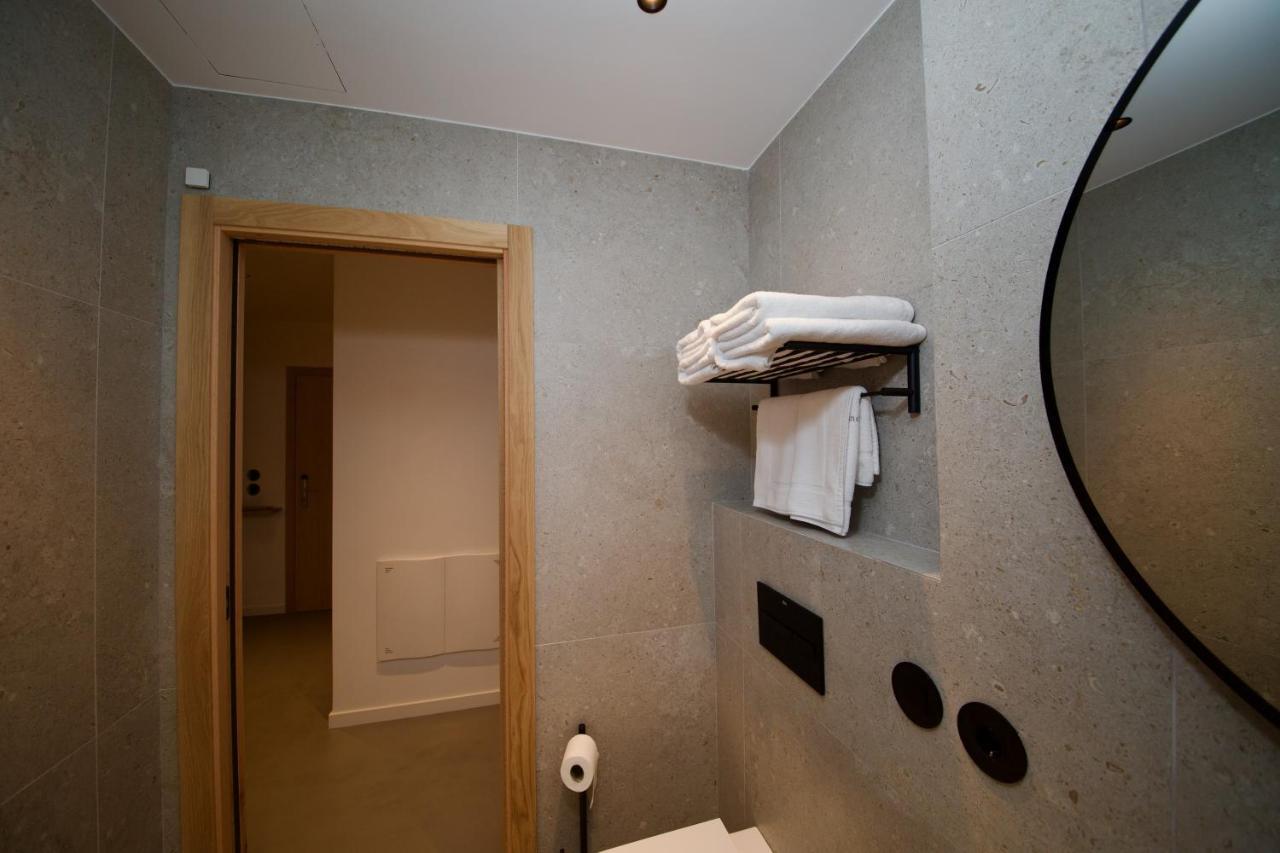 Suite 101 - 2 Bedroom Suite At Amando Perez Suites Ribadeo Exterior photo